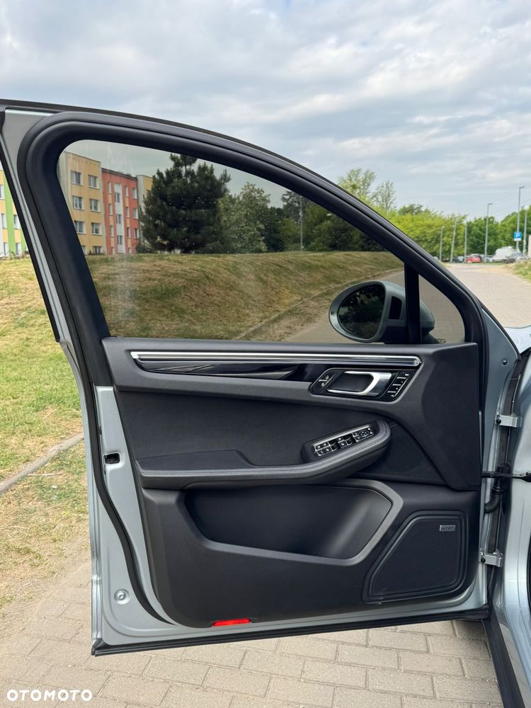 Porsche Macan Standard - 20