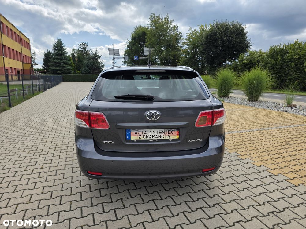 Toyota Avensis 1.8 Sol plus - 8