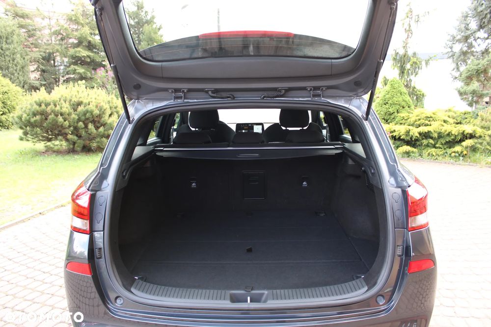Hyundai i30 1.5 T-GDI 48V-Hybrid DCT N-Line - 21