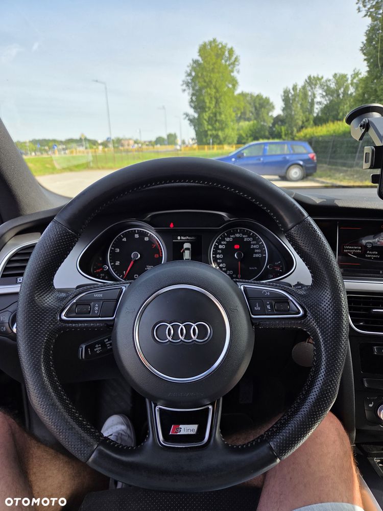 Audi A4 Avant 2.0 TFSI Quattro Line S tronic - 11