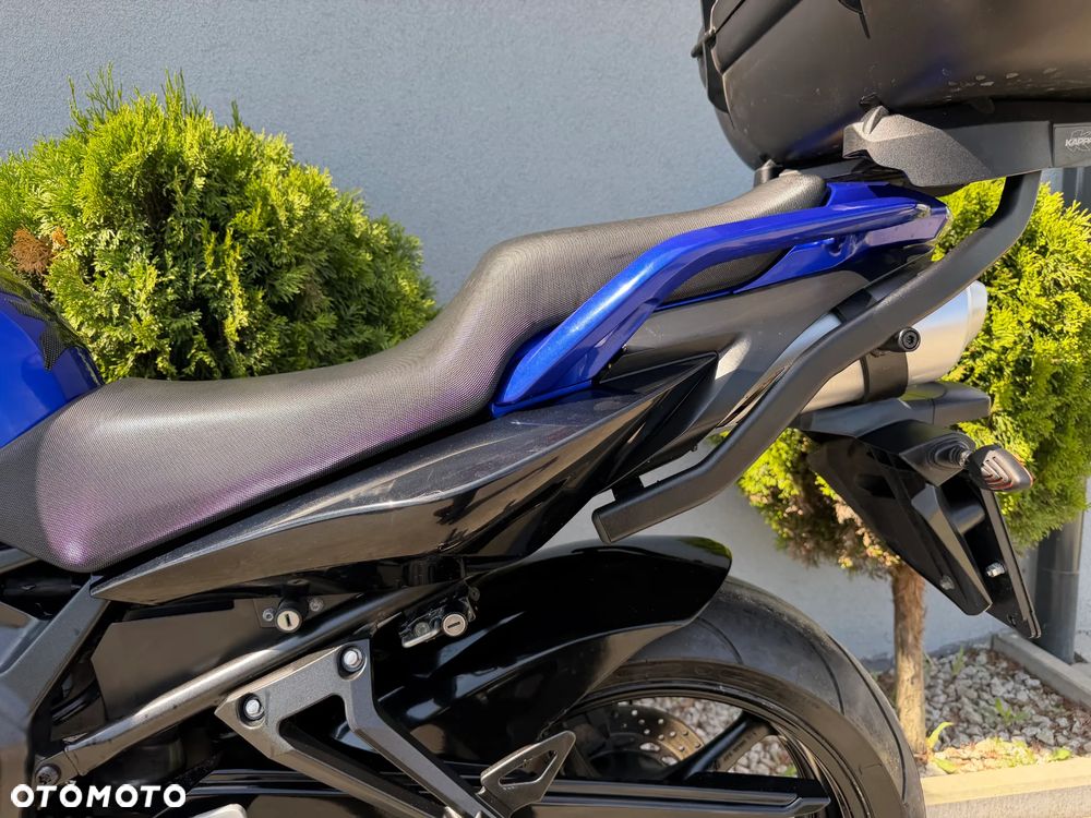 Yamaha FZ - 37