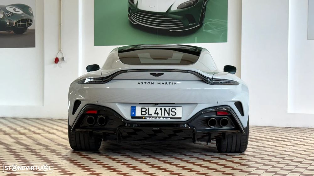 Aston Martin Vantage Coupe V8 - 4