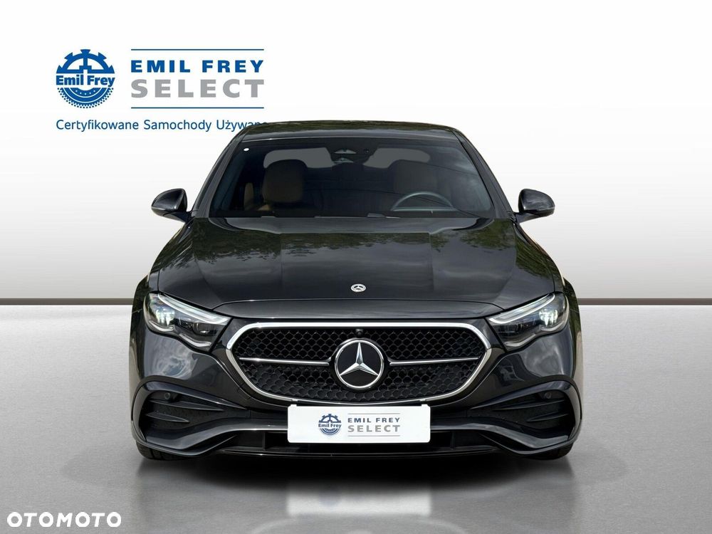 Mercedes-Benz Klasa E - 9