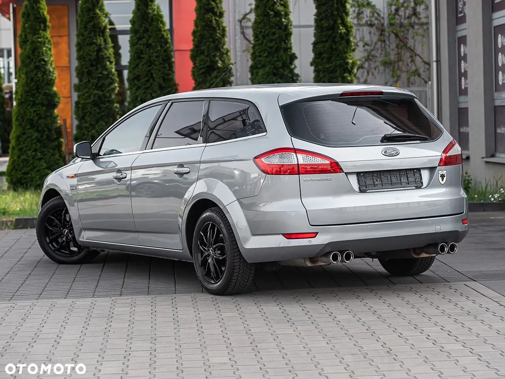 Ford Mondeo 2.5 Black Magic - 9