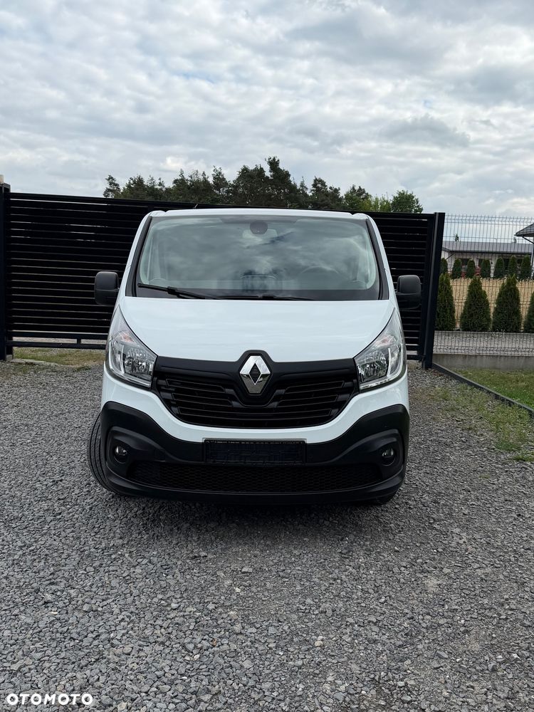Renault Trafic - 2