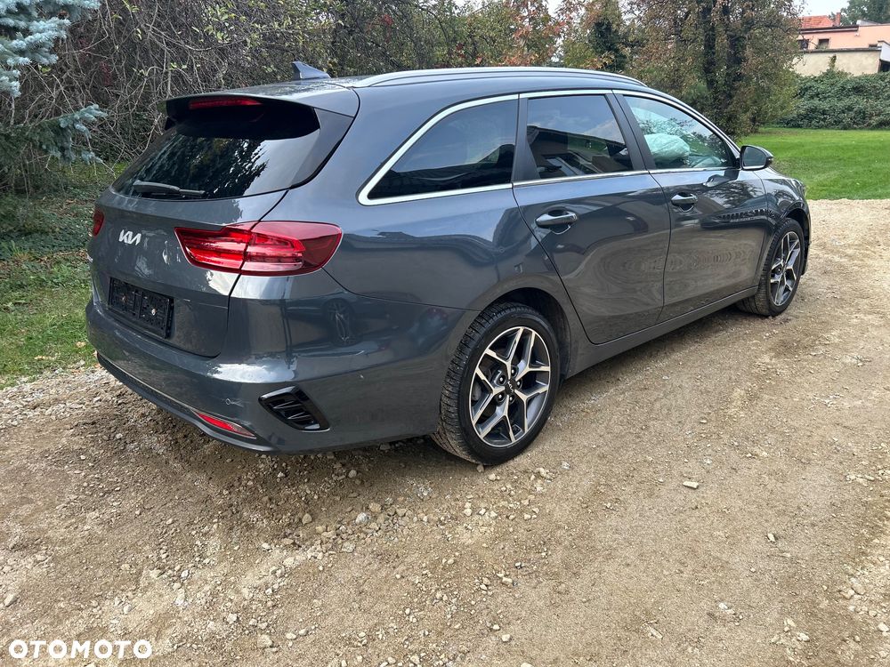 Kia Ceed - 6