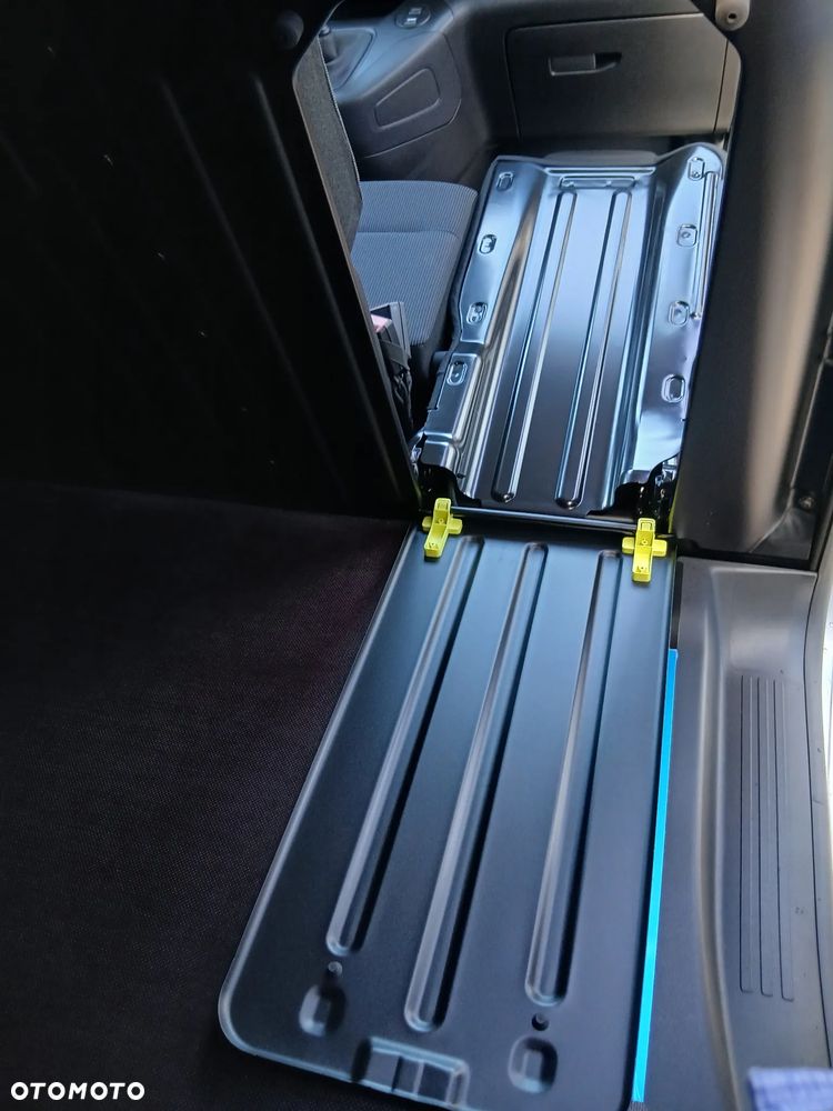 Fiat Doblo XL 130km manual od ręki - 10