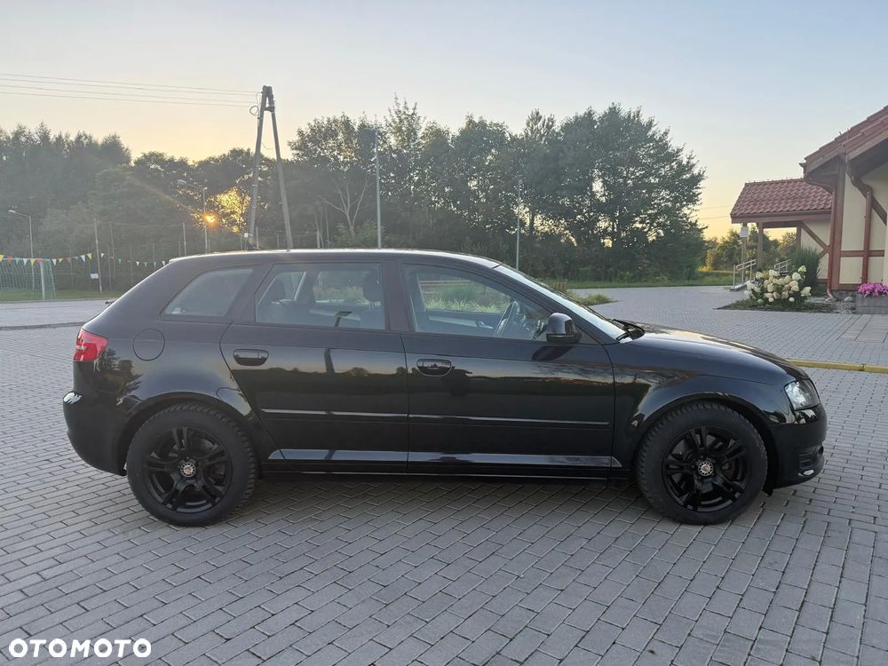 Audi A3 Sportback 2.0 TDI DPF Quattro Attraction - 7