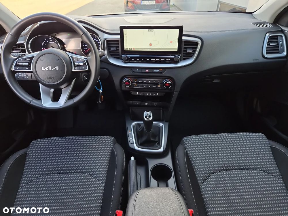 Kia XCeed 1.5 T-GDI M - 37