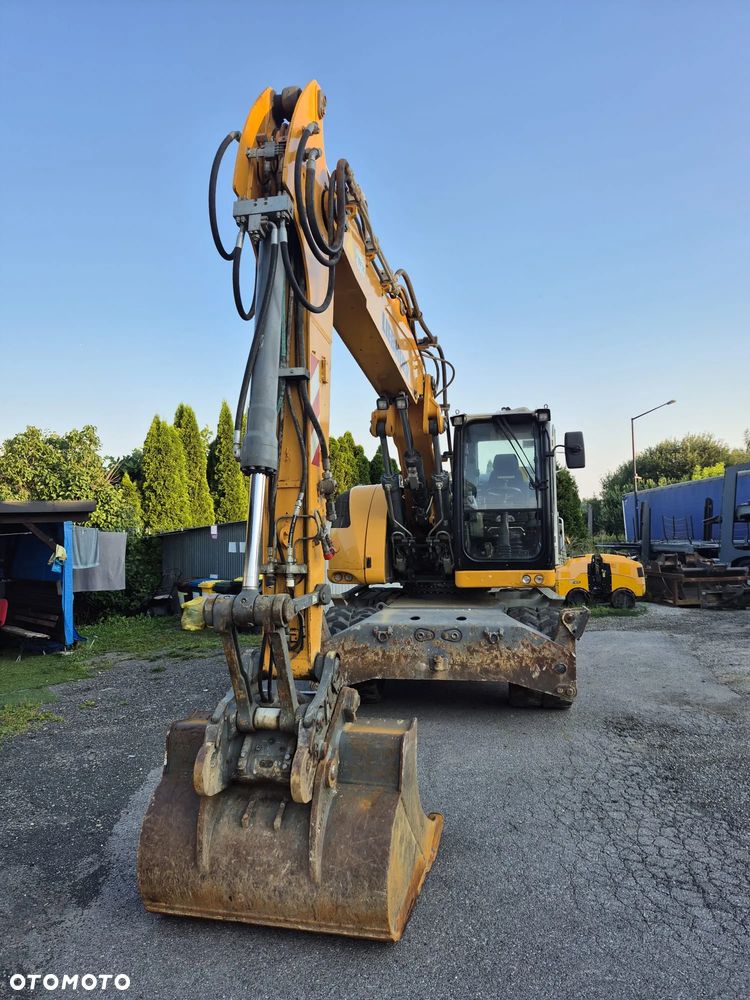 Liebherr A918 - 5