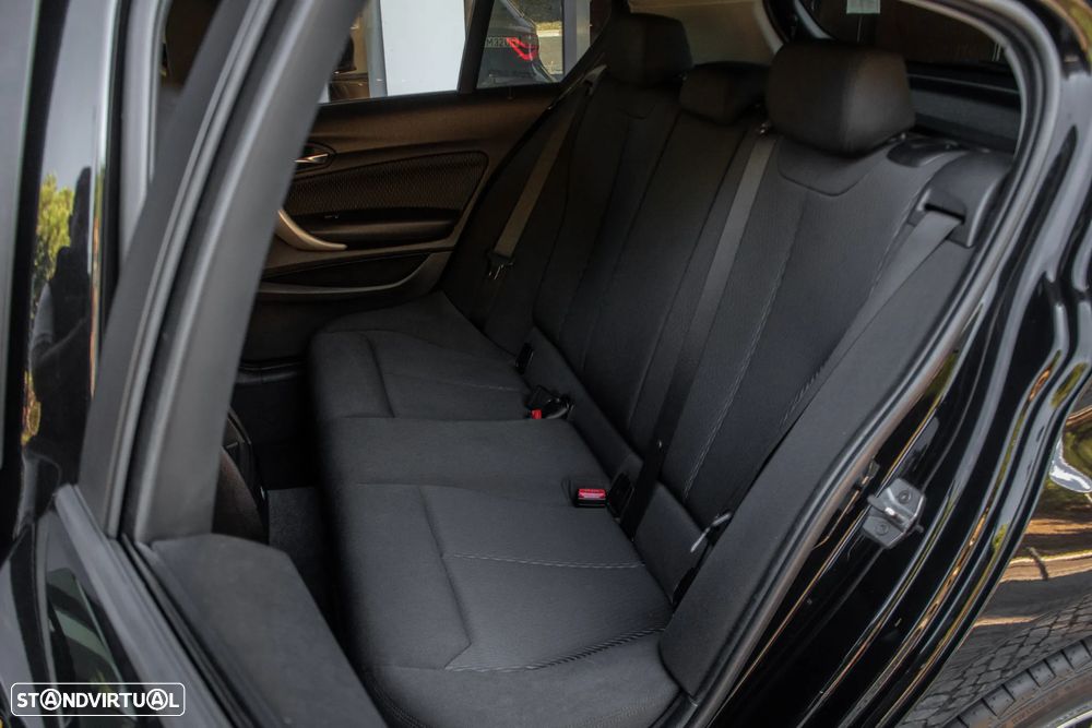 BMW 116 d EfficientDynamics Edition - 29