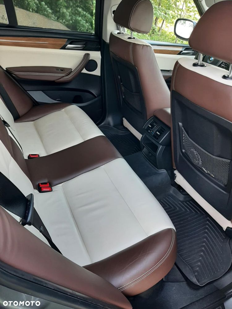 BMW X3 28i xDrive - 12