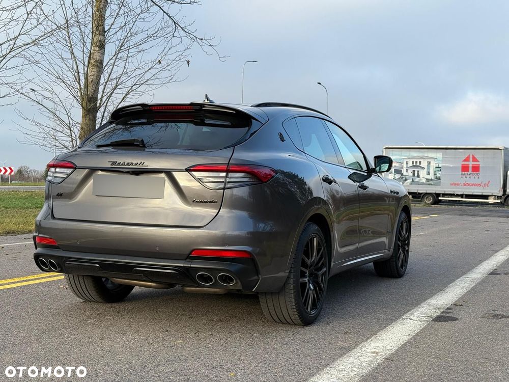 Maserati Levante - 7