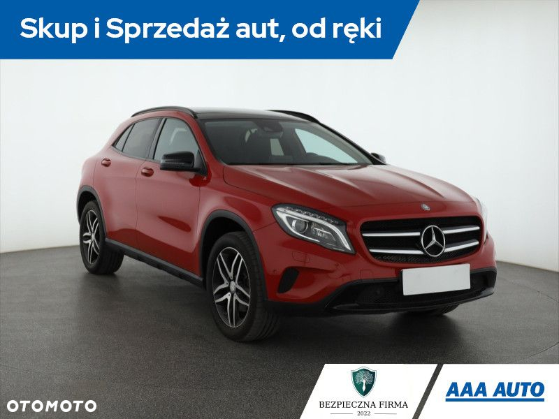 Mercedes-Benz GLA - 2