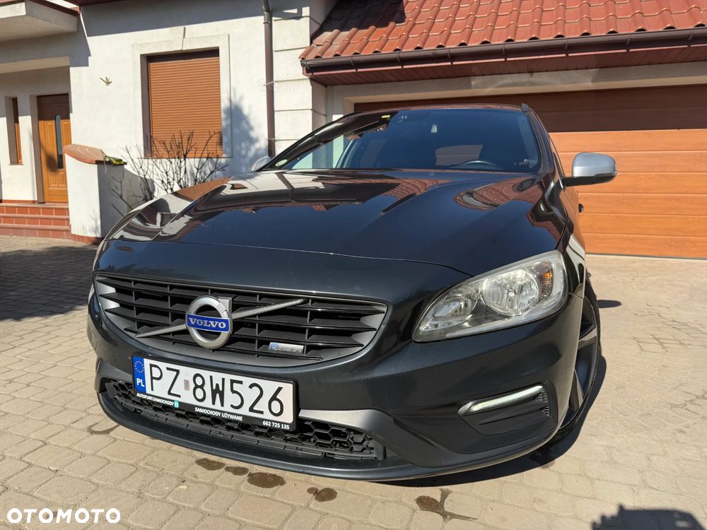 Volvo V60 D2 R-Design Summum - 3