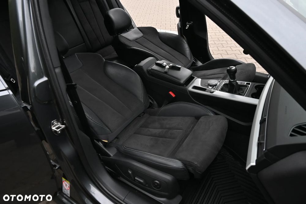 Audi A4 Avant 2.0 TDI DPF S line Sportpaket - 28