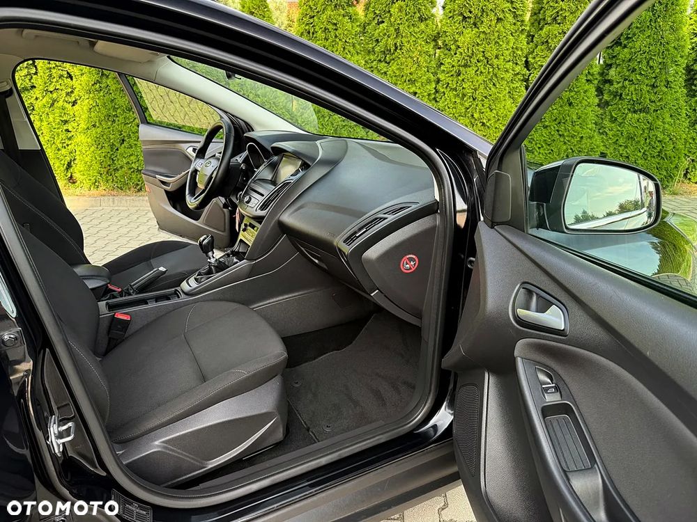 Ford Focus 1.5 EcoBlue Titanium X - 17