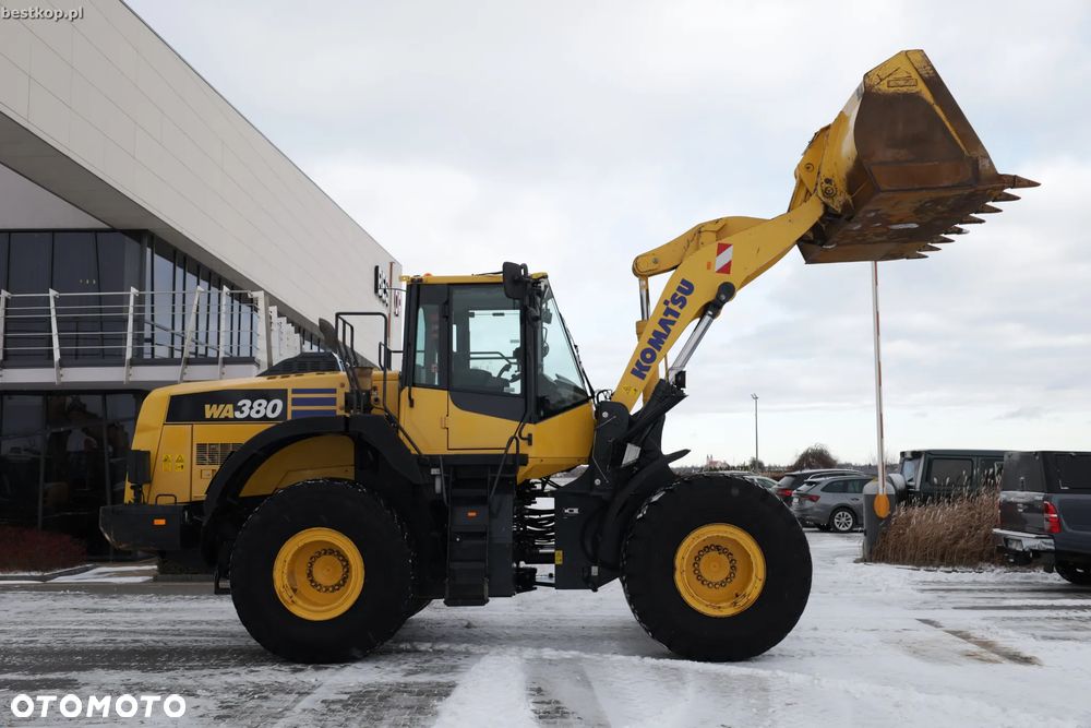 Komatsu WA380-8 - 23