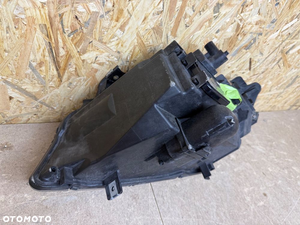 LAMPA PRZÓD PRAWA ZWYKŁA BMW 3 E90 E91 LCI LIFT 7202582 - 1