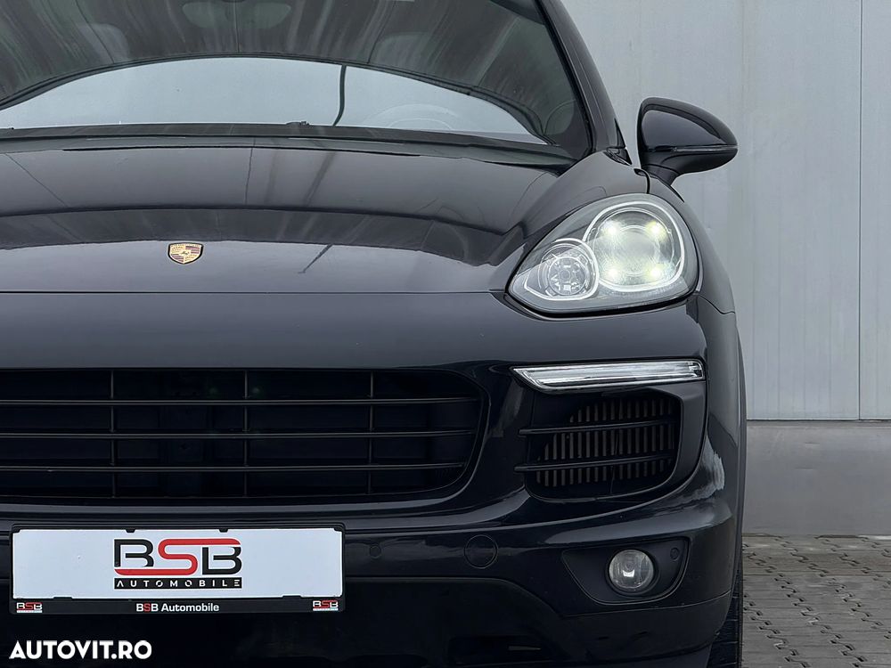 Porsche Cayenne S Platinum Edition - 27
