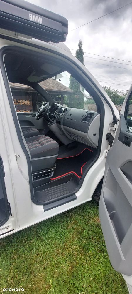 Volkswagen Transporter Caravelle Edition - 8