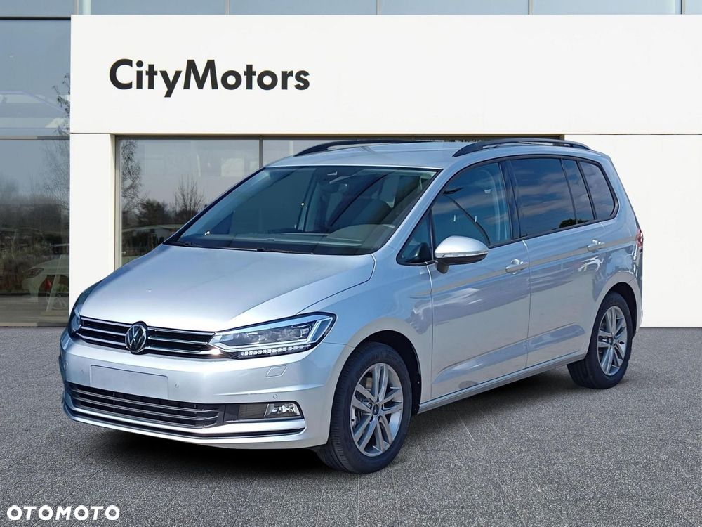 Volkswagen Touran - 10