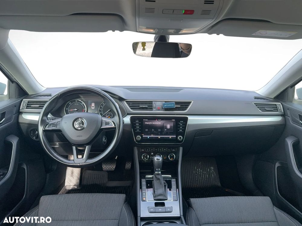 Skoda Superb 2.0 TDI DSG Ambition - 11