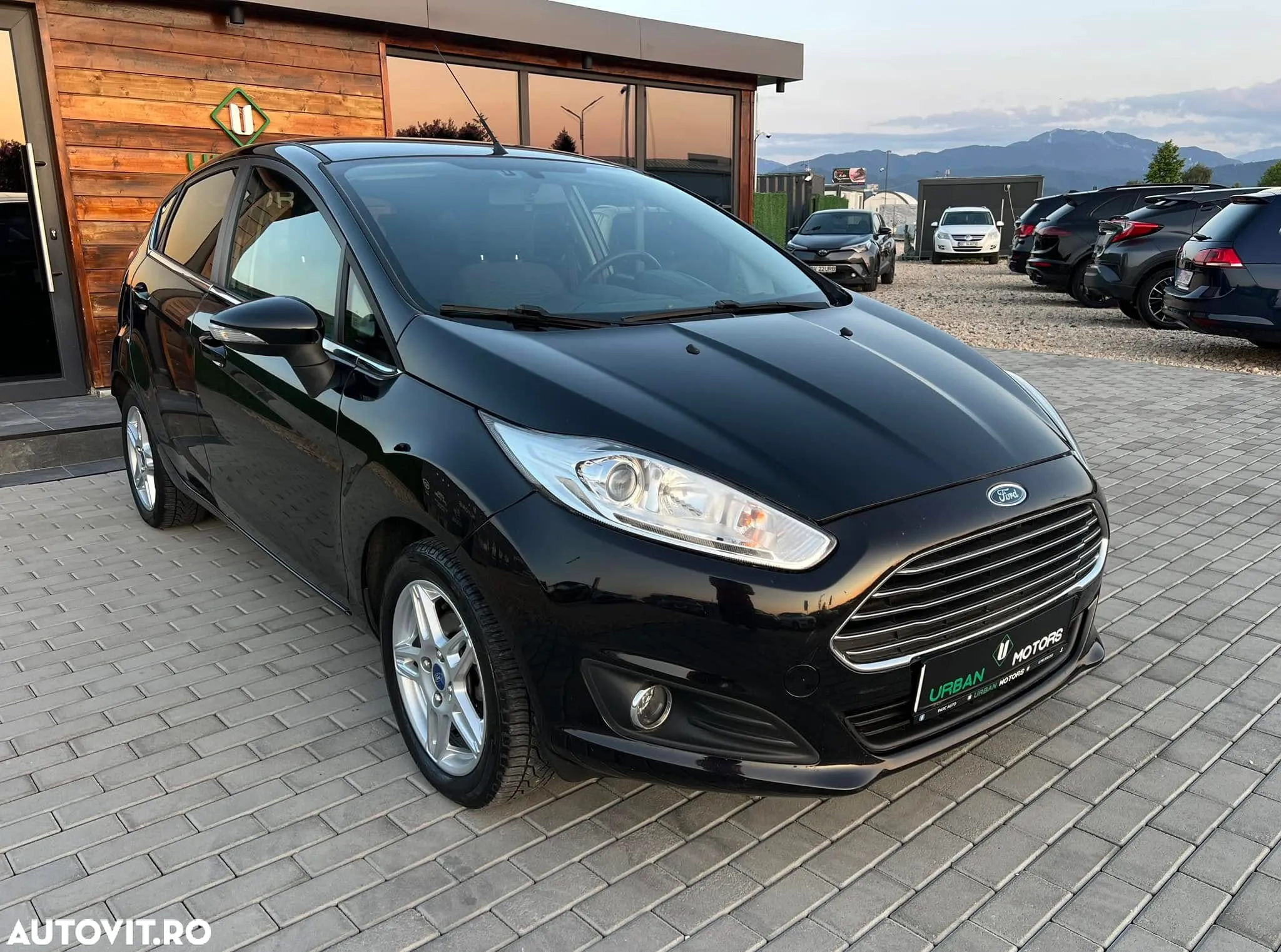 Ford Fiesta 1.5 TDCi DPF Titanium - 15
