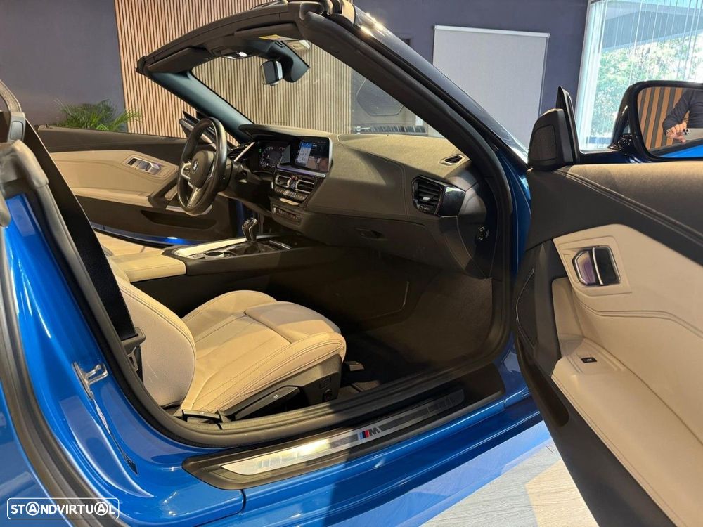 BMW Z4 20 i Pack M - 9