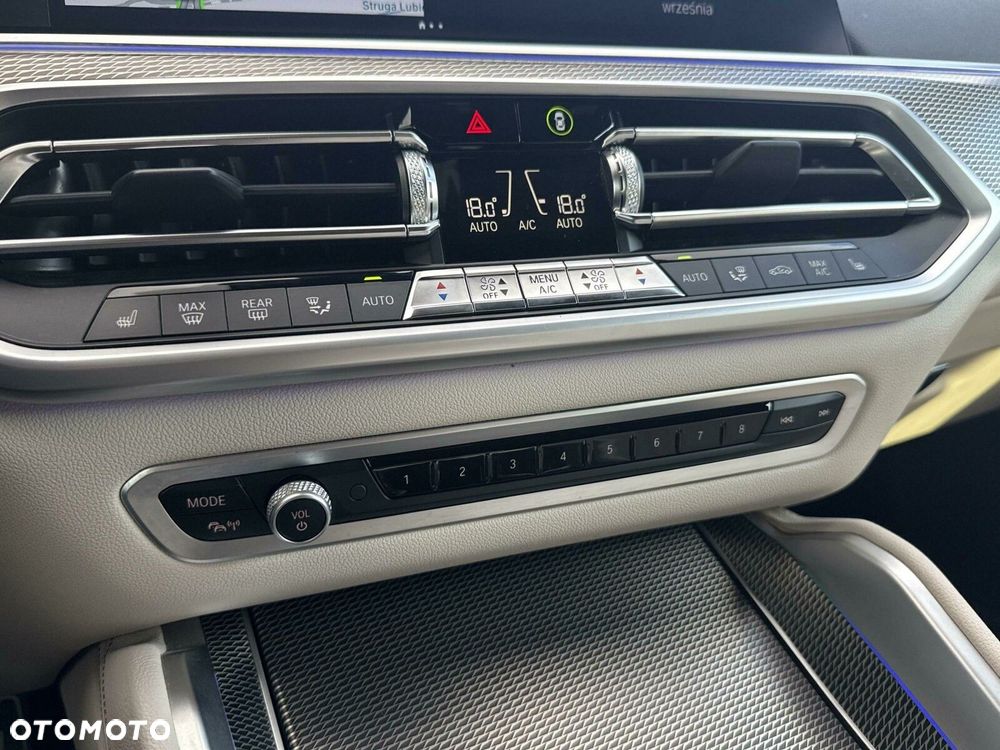 BMW X6 - 26