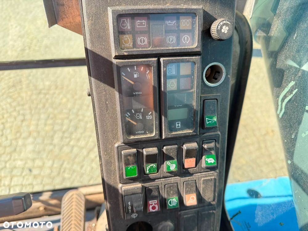 Fuchs MHL 320, 8592mth - 19