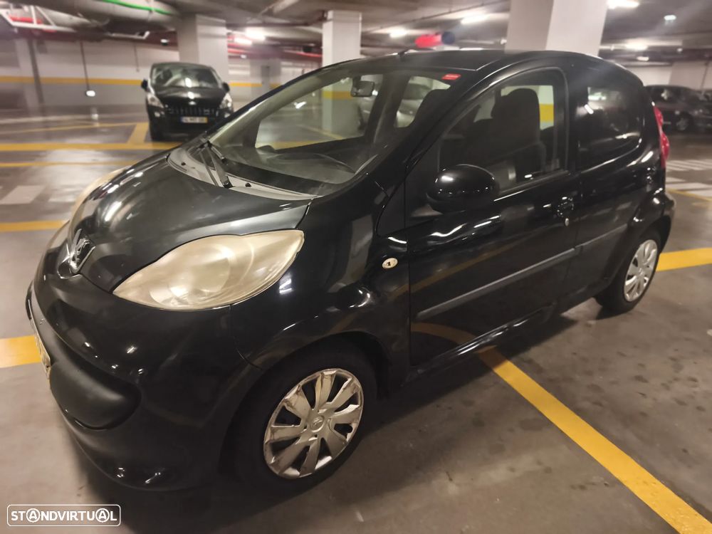 Peugeot 107 1.0 Trendy - 32