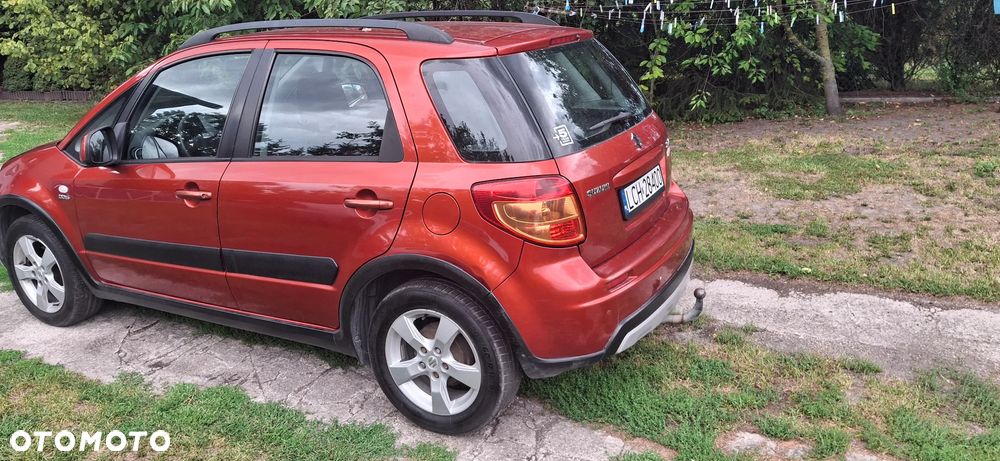 Suzuki SX4 - 10