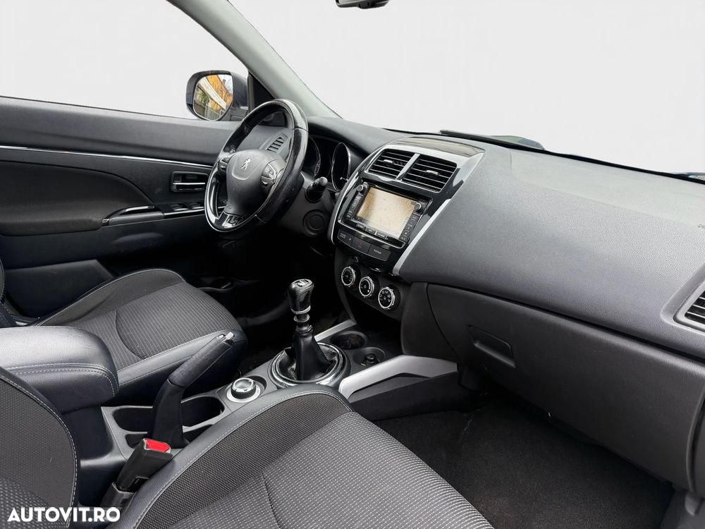 Peugeot 4008 1.6 HDI FAP STT Allure - 11