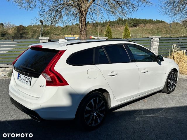 Volvo V60 D4 Geartronic Summum - 4
