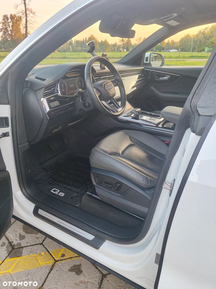 Audi Q8 - 13