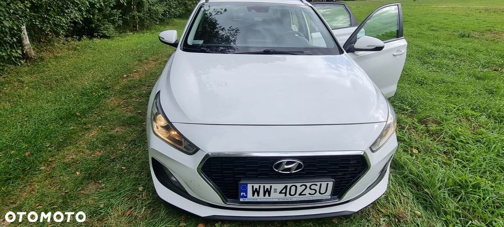 Hyundai i30 1.4 BlueDrive Classic - 10