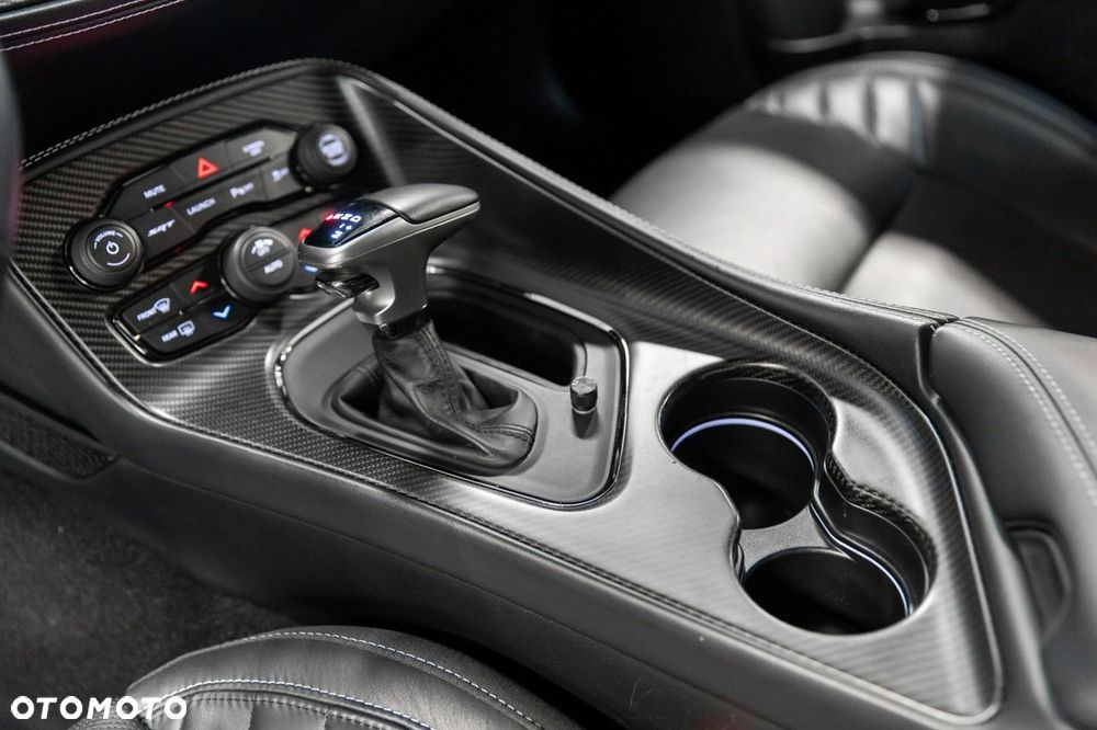 Dodge Challenger - 31