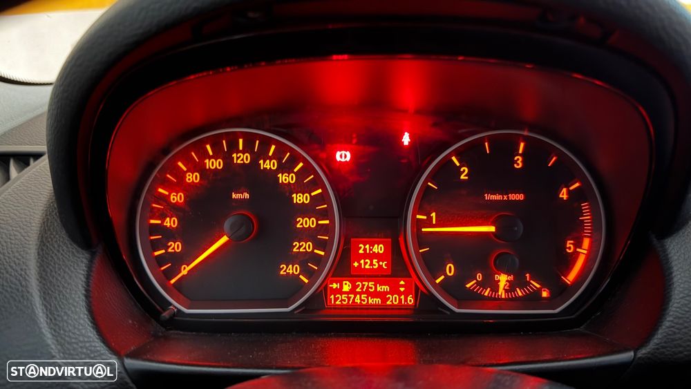 BMW 118 d Line Sport - 13