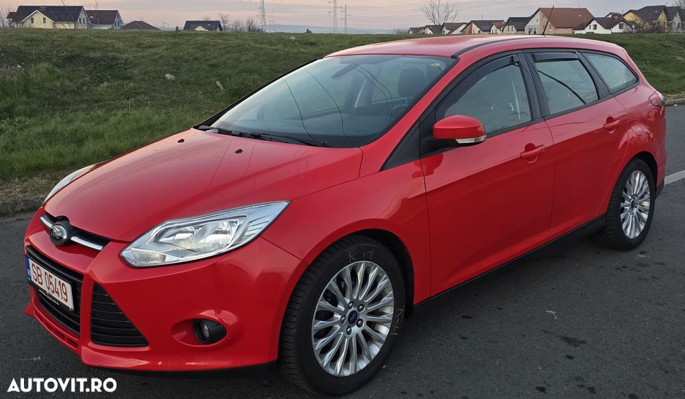 Ford Focus Turnier 1.6 TDCi DPF Titanium - 2
