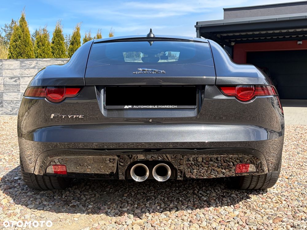 Jaguar F-Type S - 8