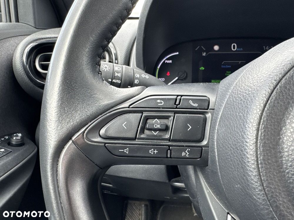 Toyota Yaris Cross Hybrid 1.5 Comfort - 21