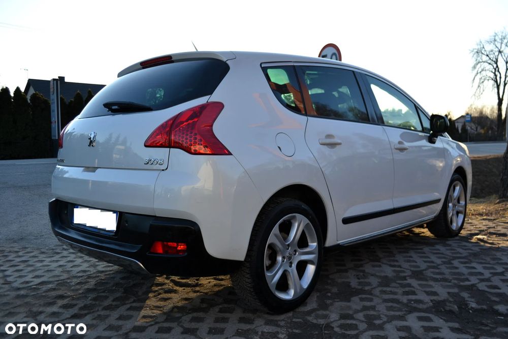 Peugeot 3008 HDi FAP 160 Automatik Business-Line - 4
