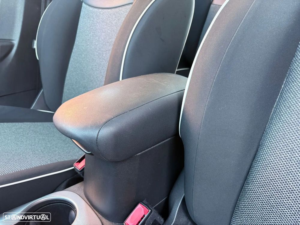 Fiat 500X 1.4 MA Pop Star S&S - 32