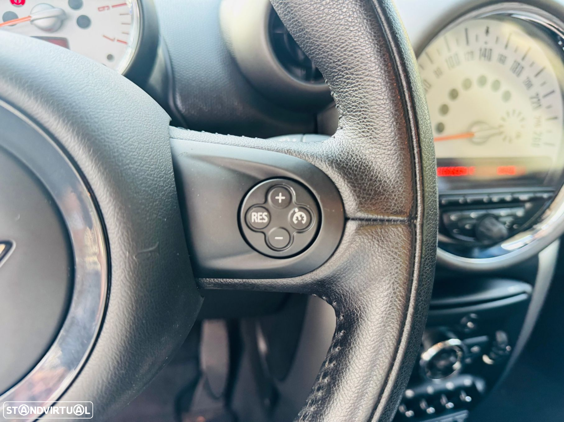 MINI Countryman Cooper D - 21