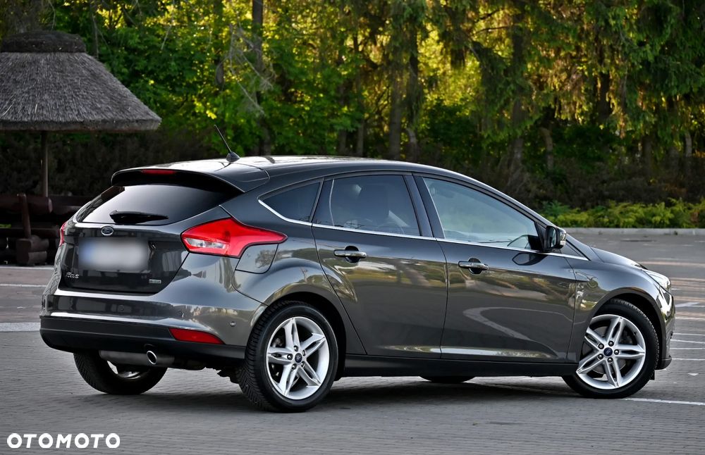 Ford Focus 1.5 EcoBoost Titanium - 14