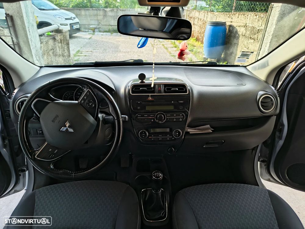 Mitsubishi Space Star 1.2 Intense Connect Edition - 10