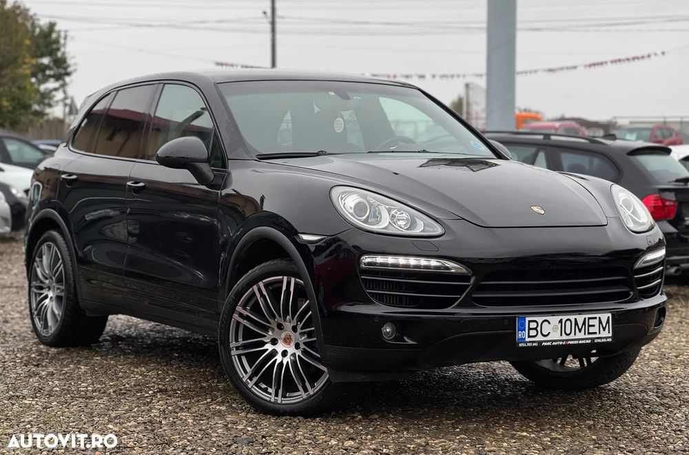 Porsche Cayenne - 2