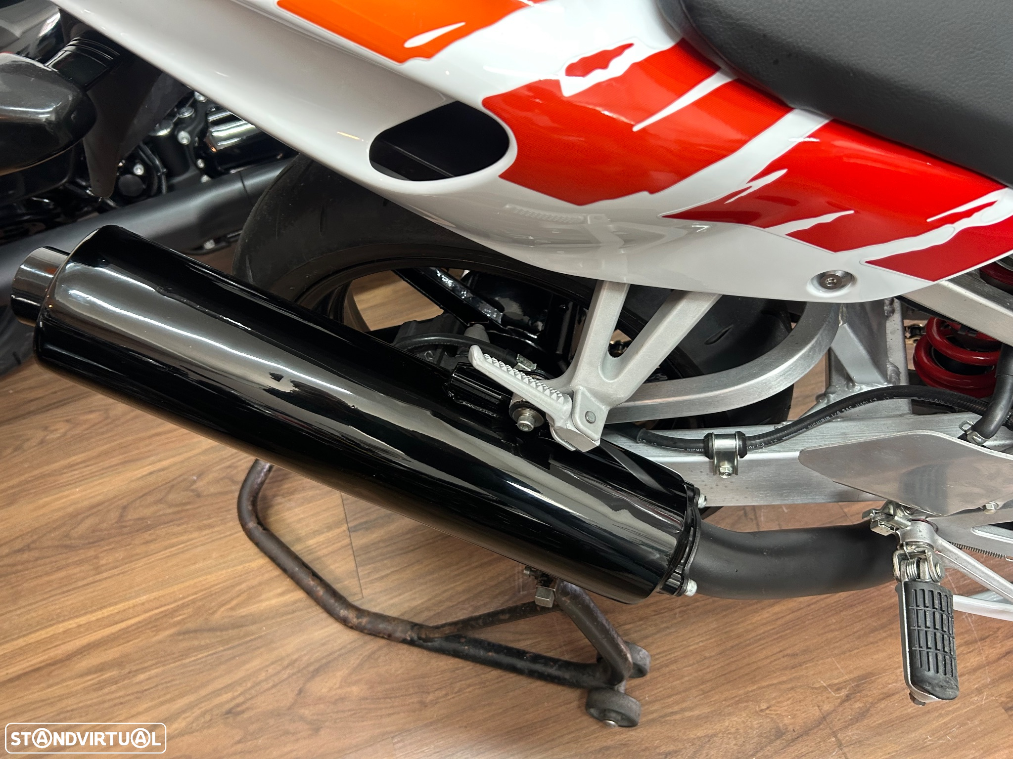 Honda CBR 900 RR Sc28 - 3