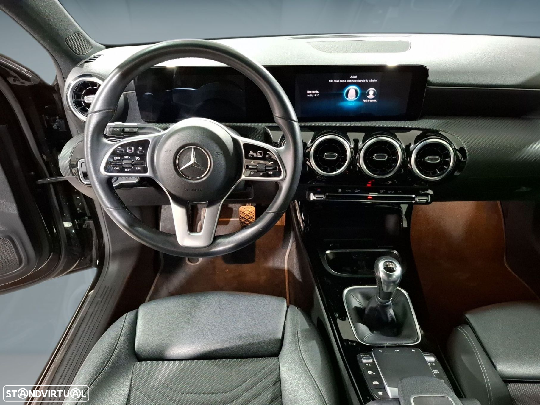Mercedes-Benz A 180 d Style Plus - 13